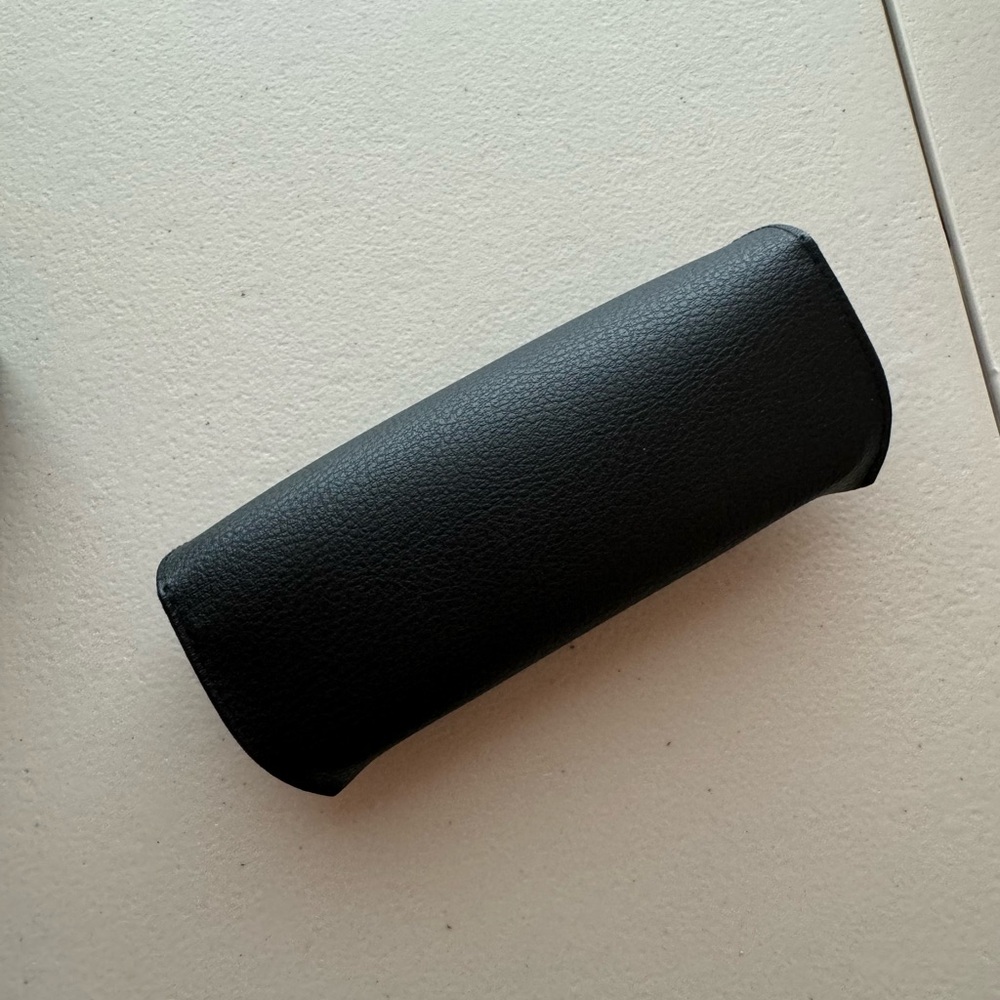 Ray-Ban Sunglasses Case Bundle - Picture 8 of 11